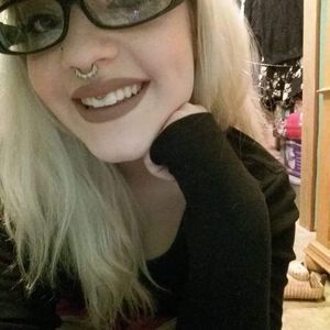 Meet your Posher, Katelyn